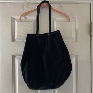 REI Co Op Convertible Tote Backpack Black Magnetic Closure